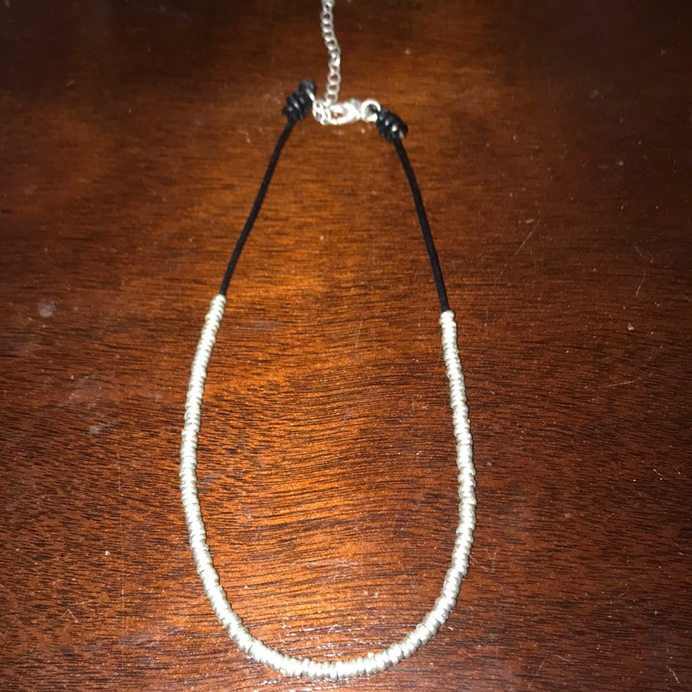women’s choker necklace
